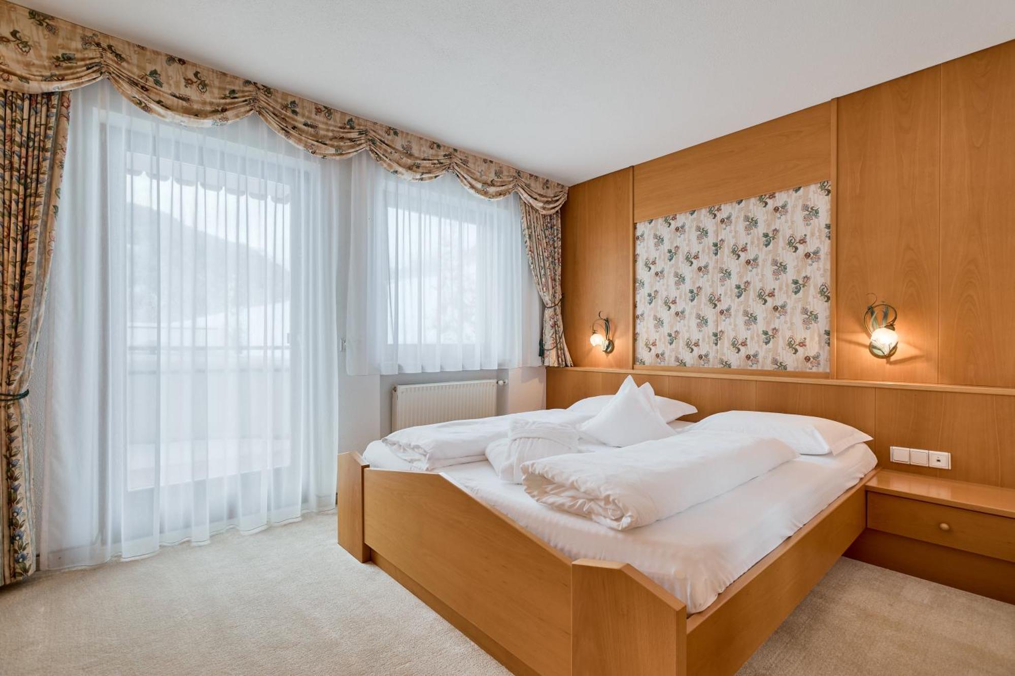 Berghotel 라시네스 외부 사진